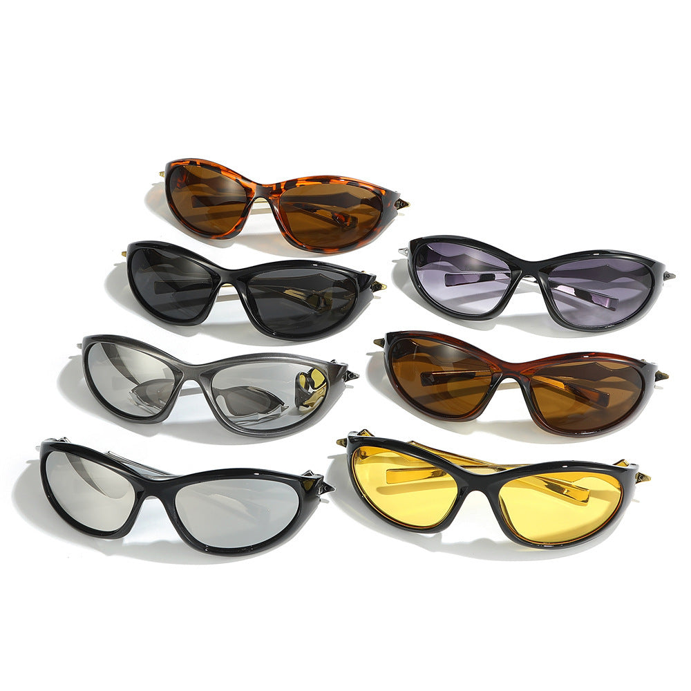 Fashion-Forward Vintage-Inspired Cat-Eye Sunglasses Kalsten