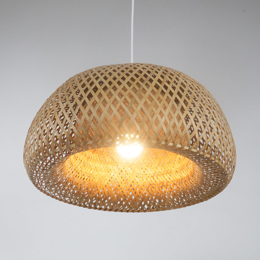 Elegant pendant lamp made of hand-woven rattan Kalsten