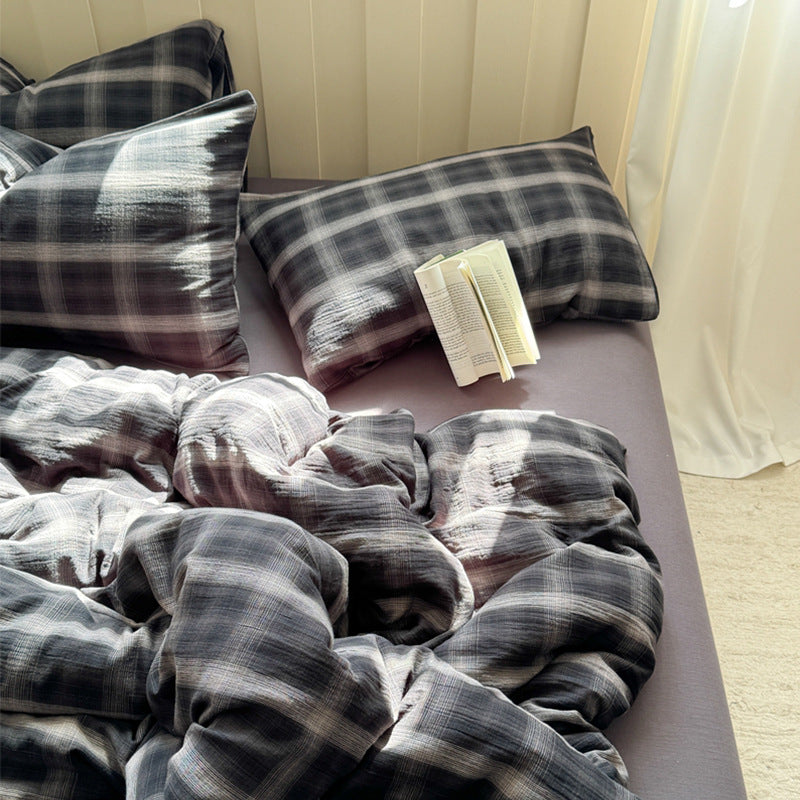 Bedding set made of cotton gauze with fine check pattern and washed vintage finish