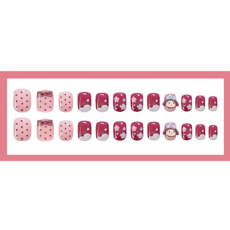 Playful artificial nails with 3D motif Kalsten