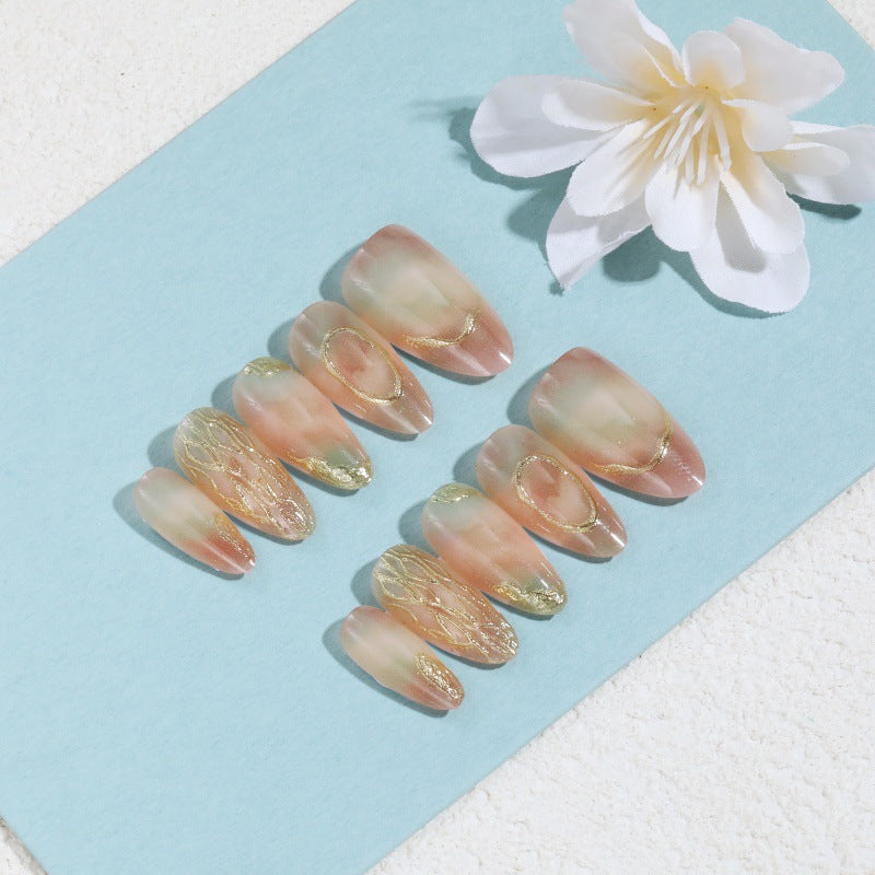 Glittering artificial nails in a modern design Kalsten