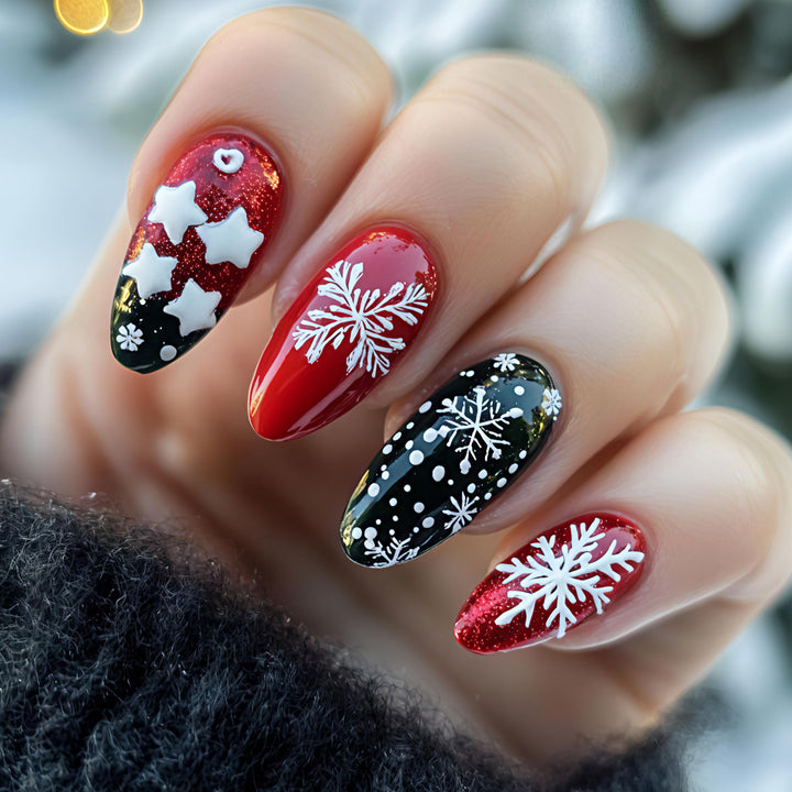 Artificial nails with festive snowflake and star motif Kalsten