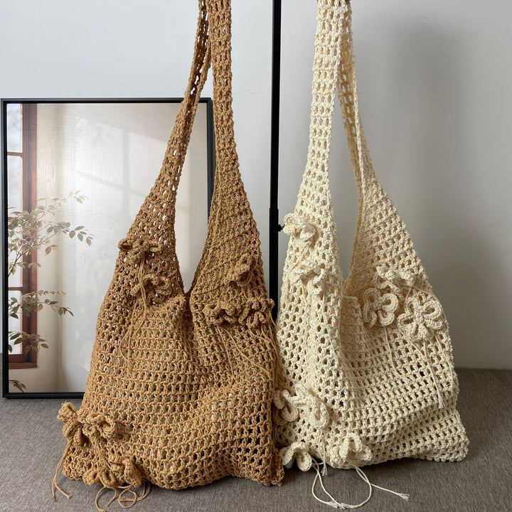 Hand-knotted crossbody bag with floral pattern Kalsten