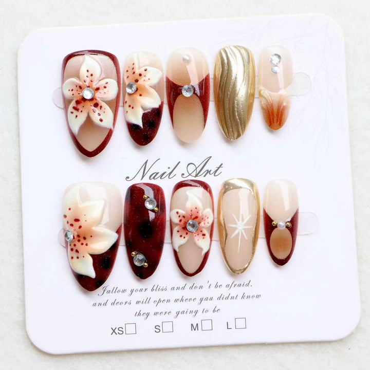 Artistic Press-On Nail Set with Floral Accents Kalsten