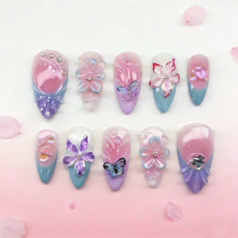 creative nail art set with maritime motifs and sparkling accents Kalsten