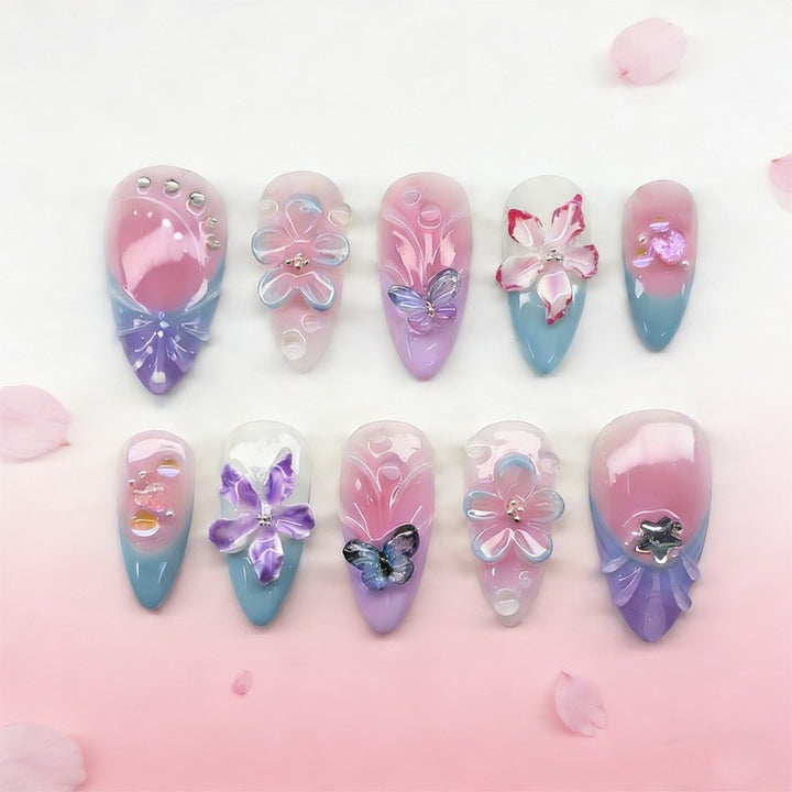 creative nail art set with maritime motifs and sparkling accents Kalsten