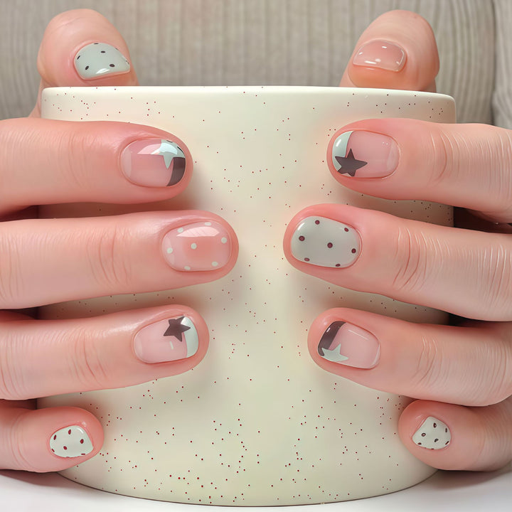 Artistic Press-On Nail Set with Geometric Patterns Kalsten