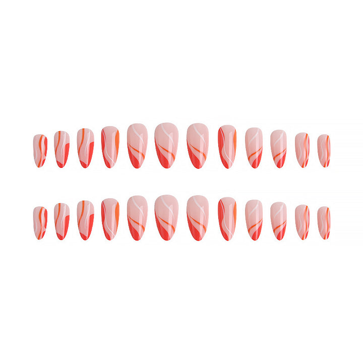 Artful nail tips with curved lines Kalsten