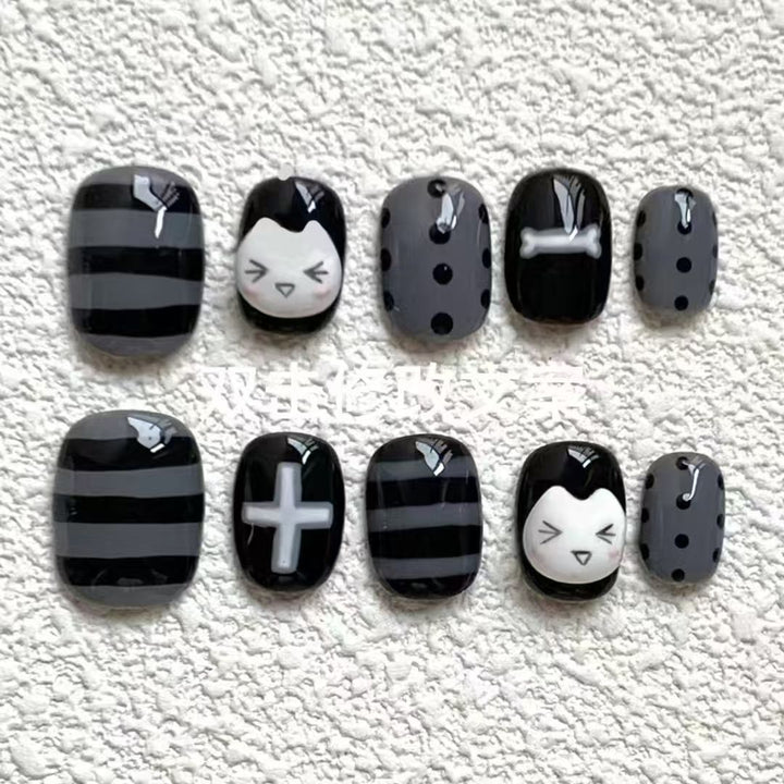 Artistic Heart Pattern Nail Art Extensions Kalsten