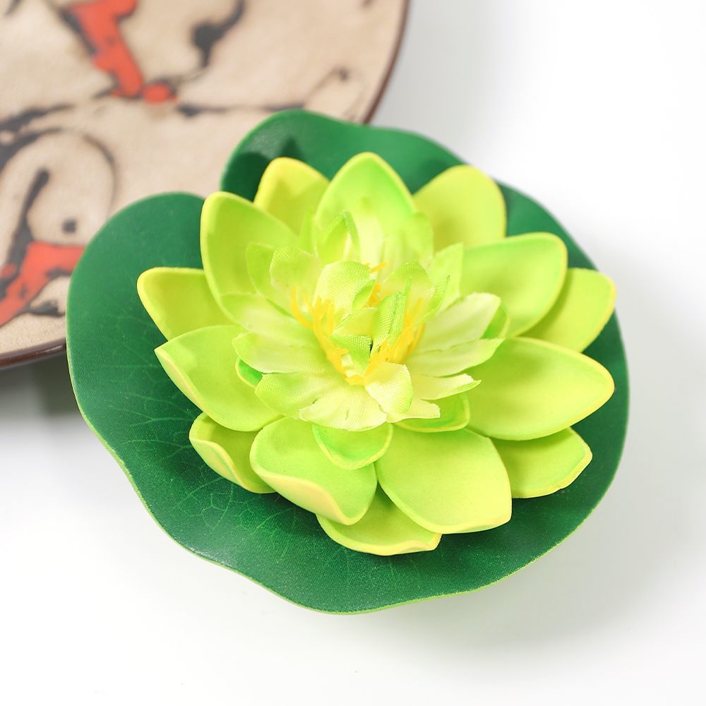 Decorative Water Lily Arrangement