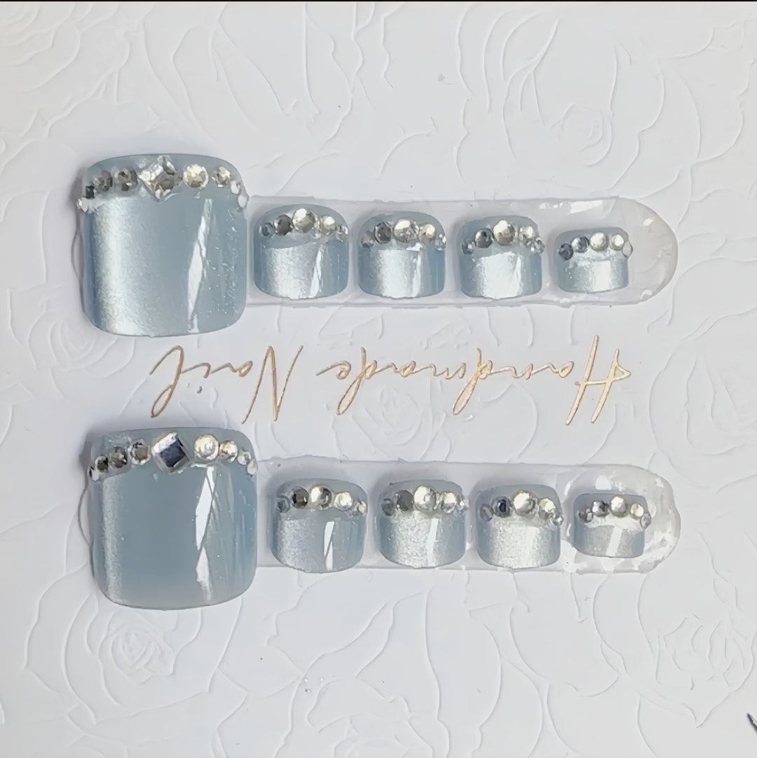 Elegant Rhinestone-Embellished Press-On Nails Kalsten