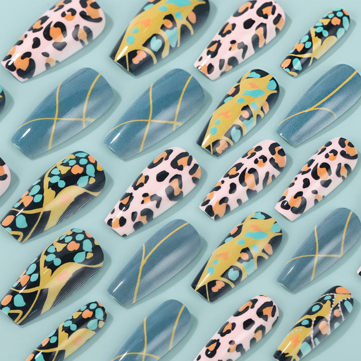 Creative artificial nails in modern animal print design Kalsten