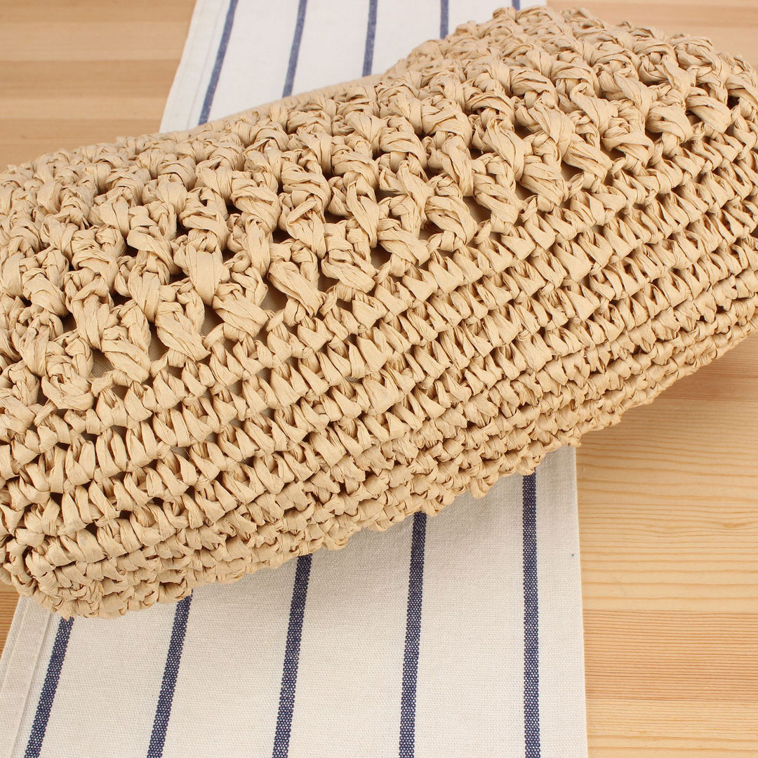 Fine straw shoulder bag with elegant chain accents Kalsten