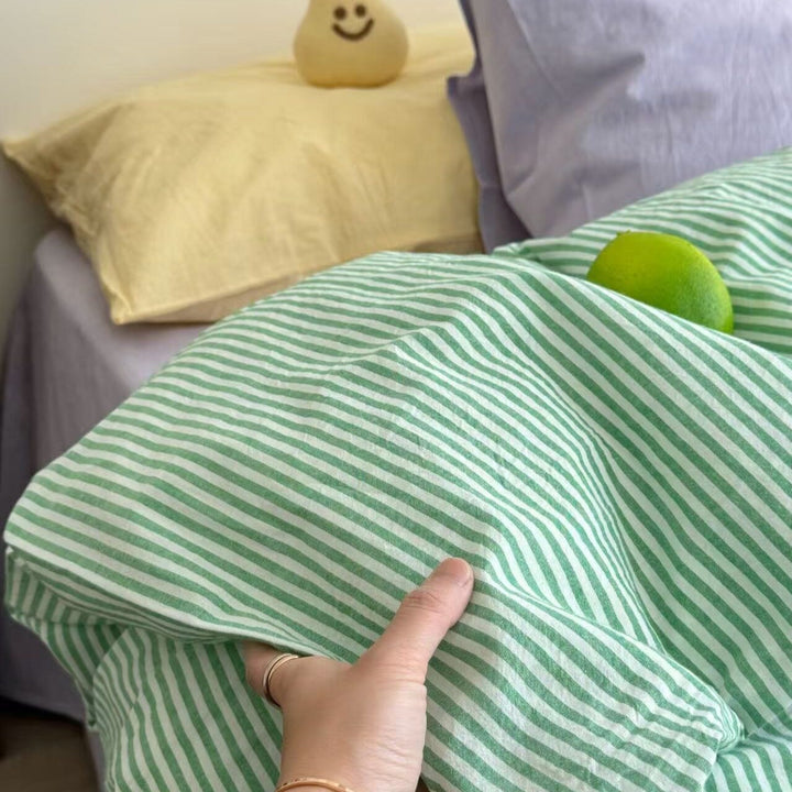 Washed linen bedding set with pillowcases