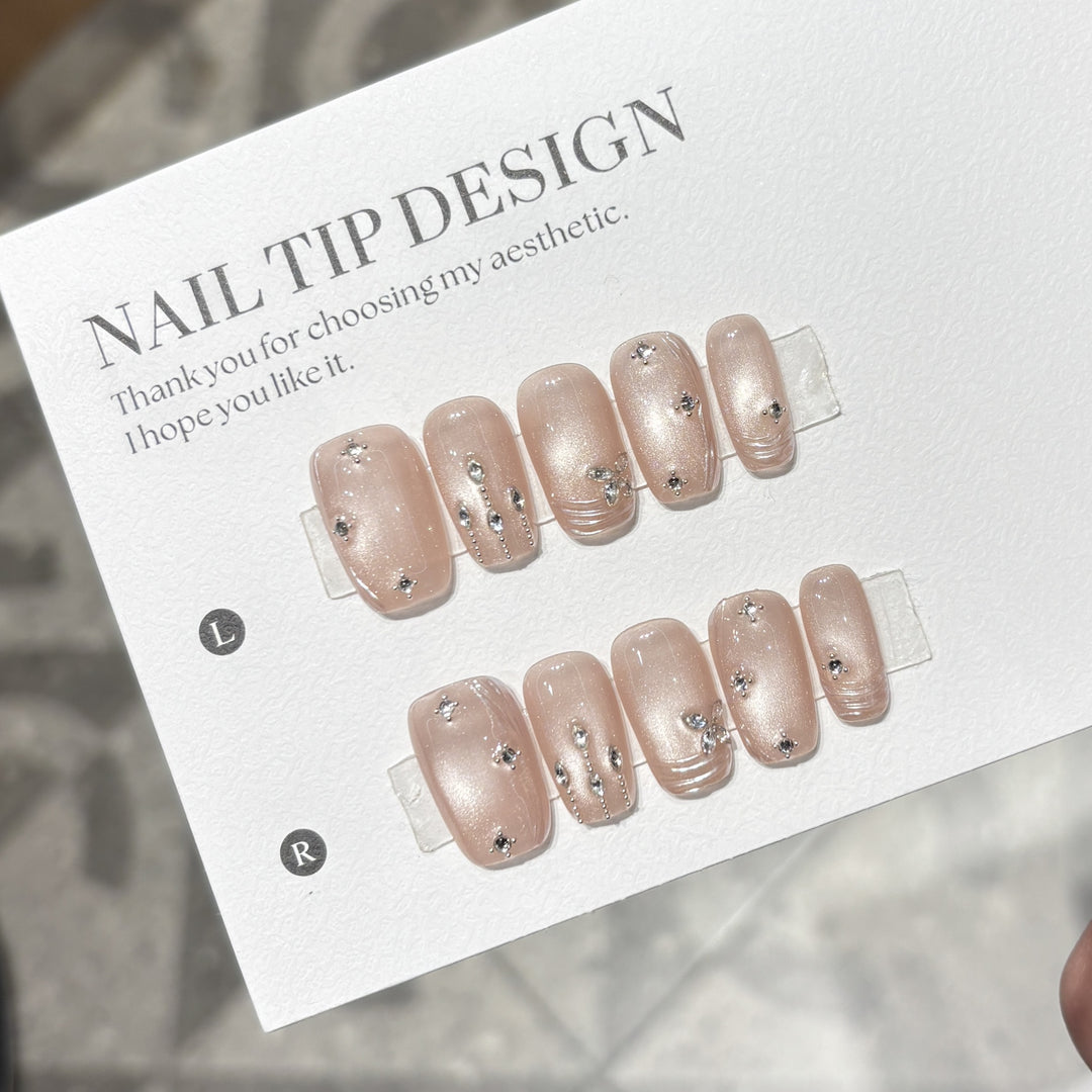 Artificial nails with glamorous rhinestone design Kalsten