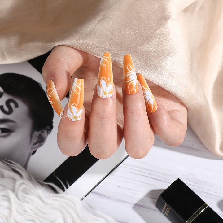 Stylish artificial nails with floral accents Kalsten