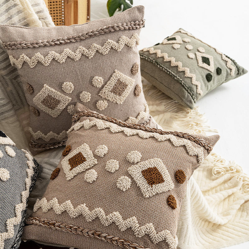 Geometric Pattern Decorative Pillow
