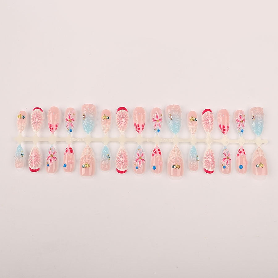 Nail art set with maritime motifs and luxurious glitter accents Kalsten