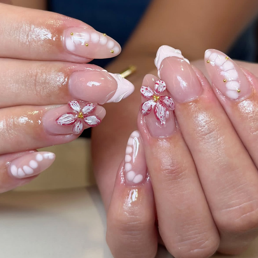 Artistic Floral Accent Nail Art Set Kalsten