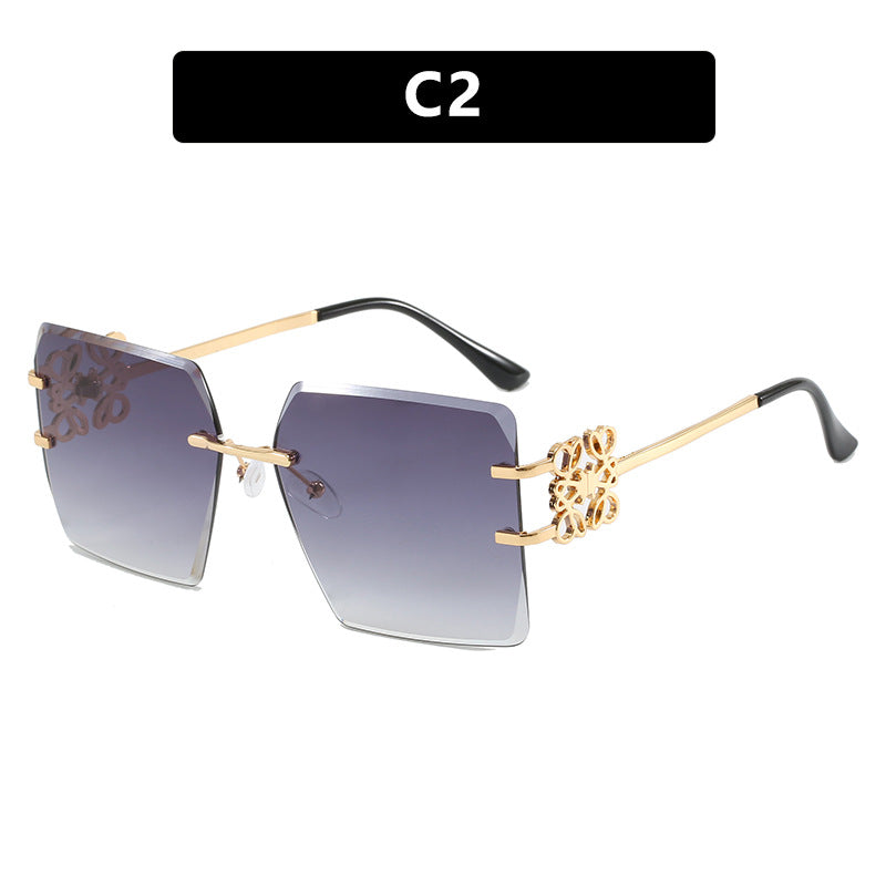 Women's fashionable sunglasses with exceptional design and golden accents Kalsten