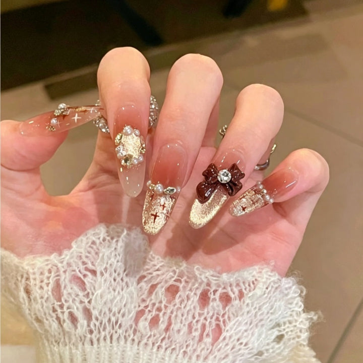 Glamorous Nail Art Kalsten