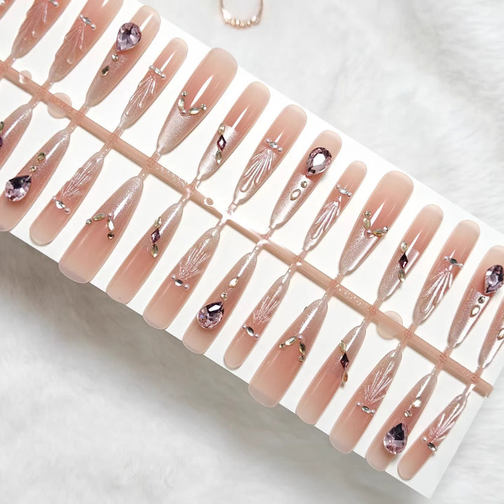 Artificial nails with luxurious decoration Kalsten
