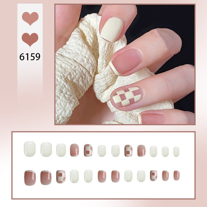 Minimalist Press-On Nail Art