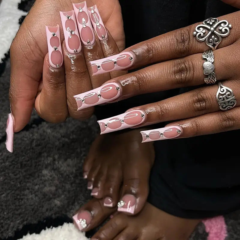 Decorative Press-On Nail Extensions Kalsten