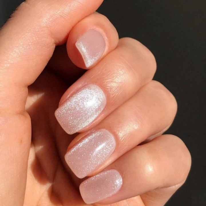 Beautifying Press-On Nail Set Kalsten