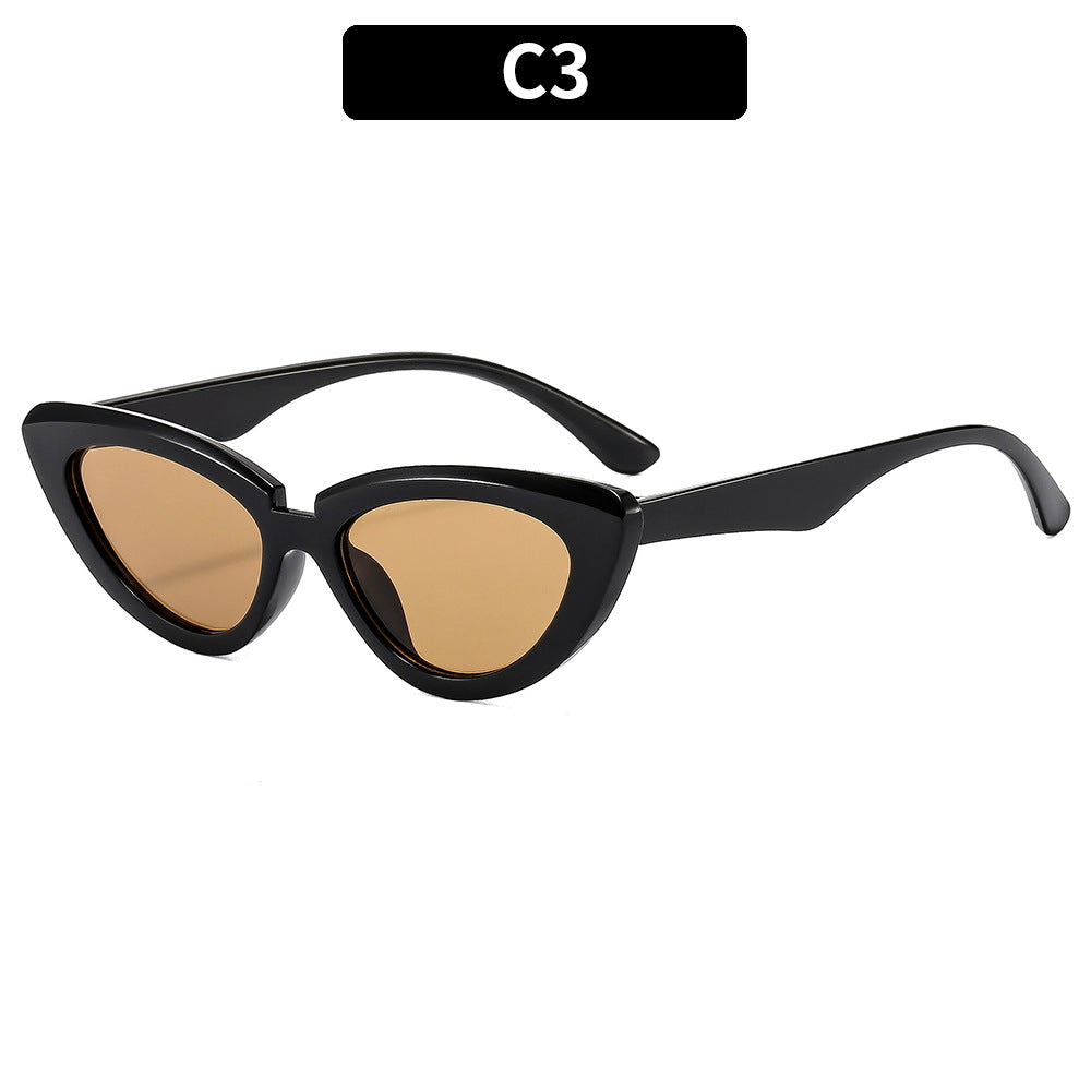 Chic Cat-Eye Sunglasses