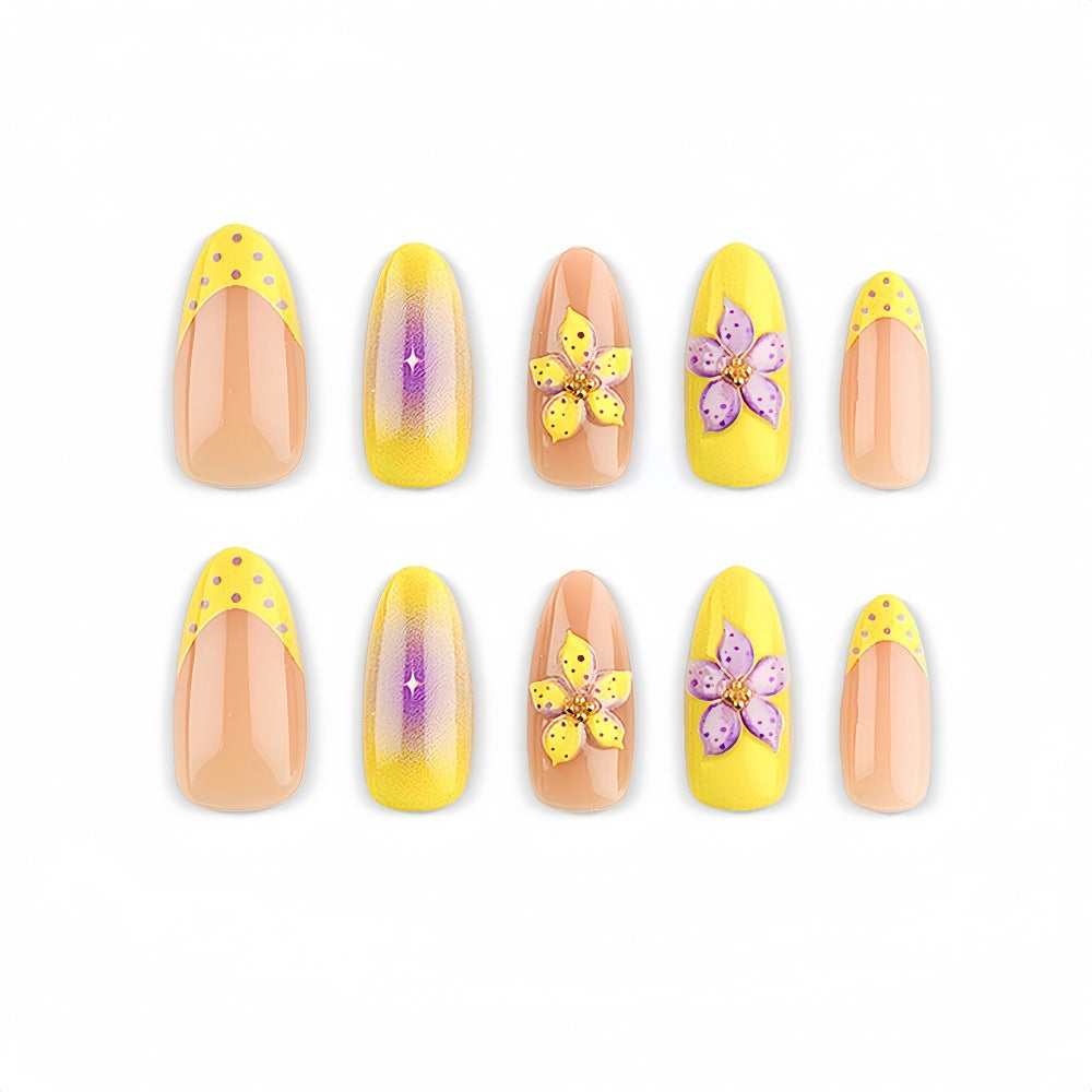 Art nails with floral 3D design Kalsten