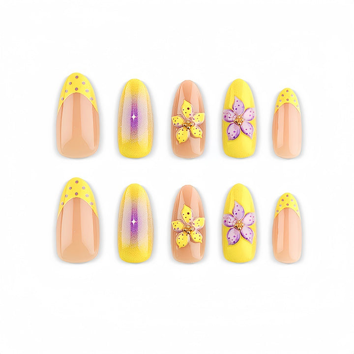 Art nails with floral 3D design Kalsten