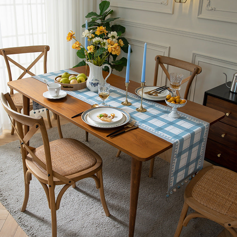 Classic Checkered Table Runner