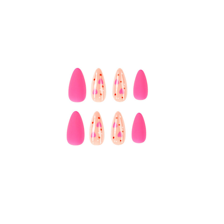 Artificial nail art with heart design Kalsten
