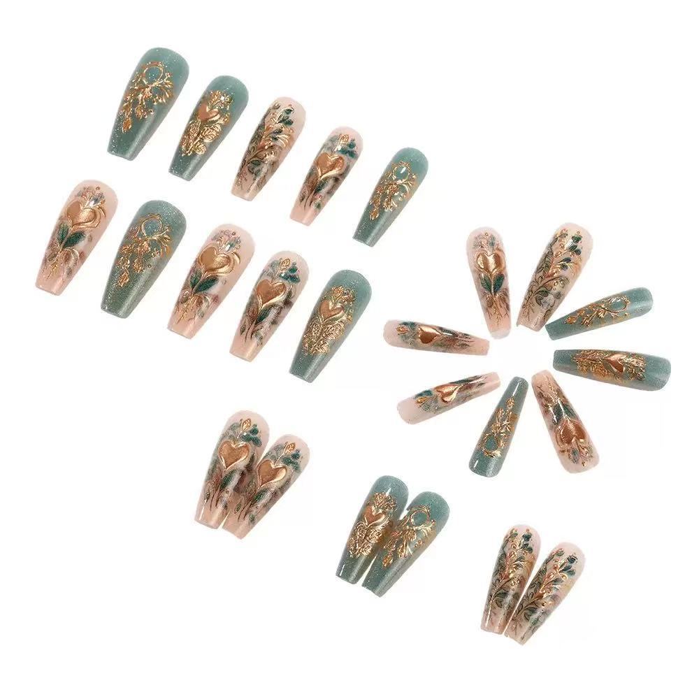 Nail Art Set with elegant floral 3D decoration Kalsten