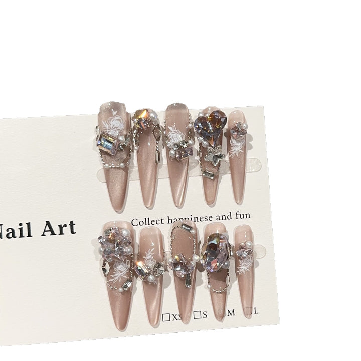Decorative and Elegant Press-On Nail Art Set