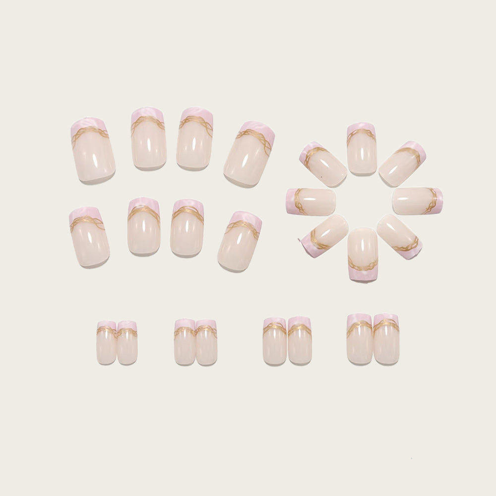 Elegant artificial nails with gold accents Kalsten