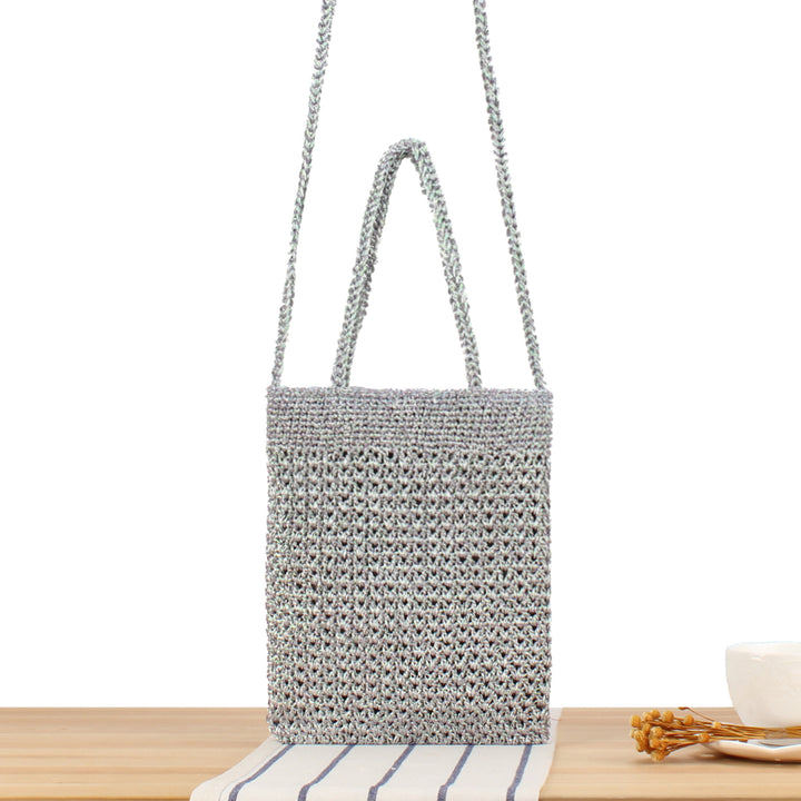 Shoulder bag made of hand-knotted natural material with fine texture Kalsten