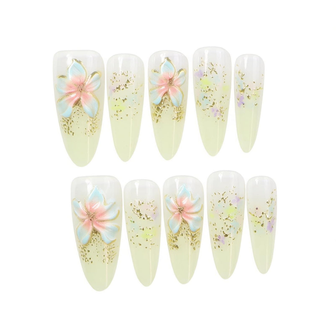 Floral Design Nail Art Kalsten