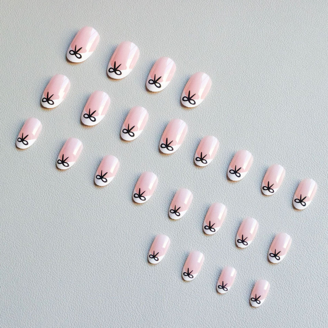 Elegant Bow Accent Nail Art Kit