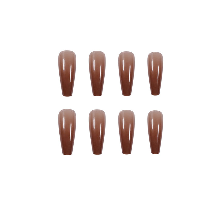 Luxurious artificial nails in modern stiletto design Kalsten