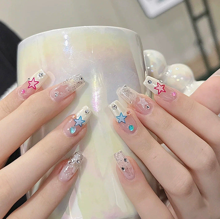 Elegant nail design with pearl embellishment Kalsten