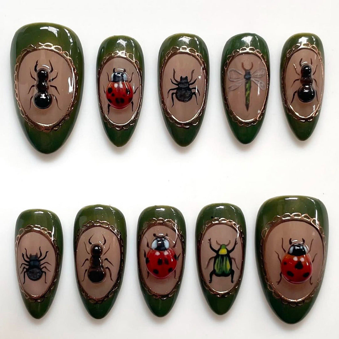 Artistic Nail Design Kalsten
