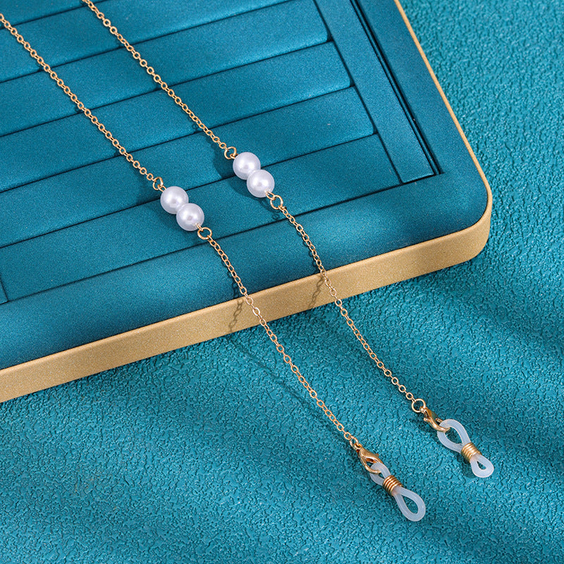 Elegant Eyewear Chain with Pearl Accents Kalsten