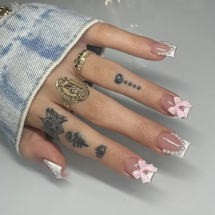 Artificial nail tips with elegant bows and pearl decorations Kalsten