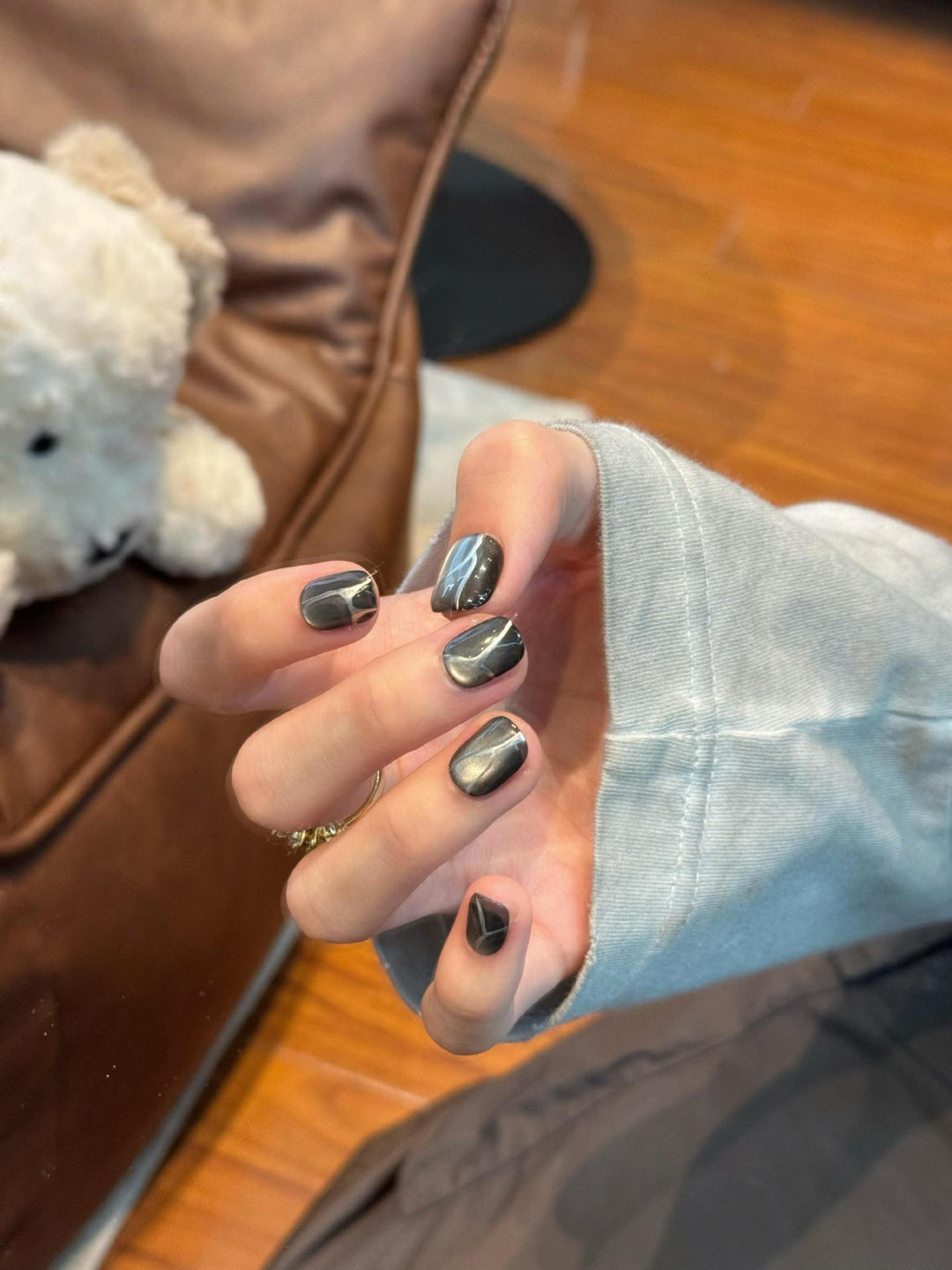 Acrylic Nail Set with Modern Geometric Design Kalsten