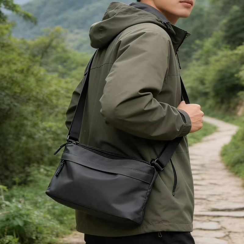 Practical Shoulder Bag With Water-Repellent Material Kalsten