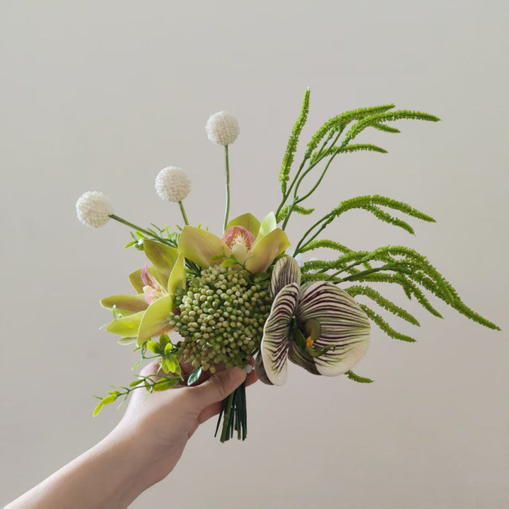 Realistic Floral Bouquet