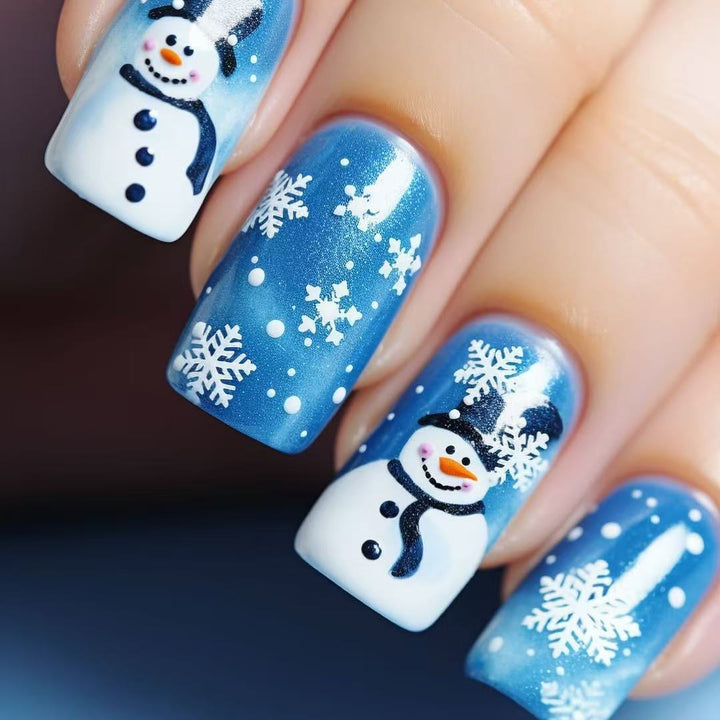 Artificial nails with wintry snowman design Kalsten