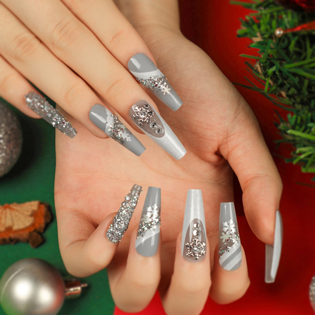 Elegant Artificial Nails with Glitter and Snow Design Kalsten
